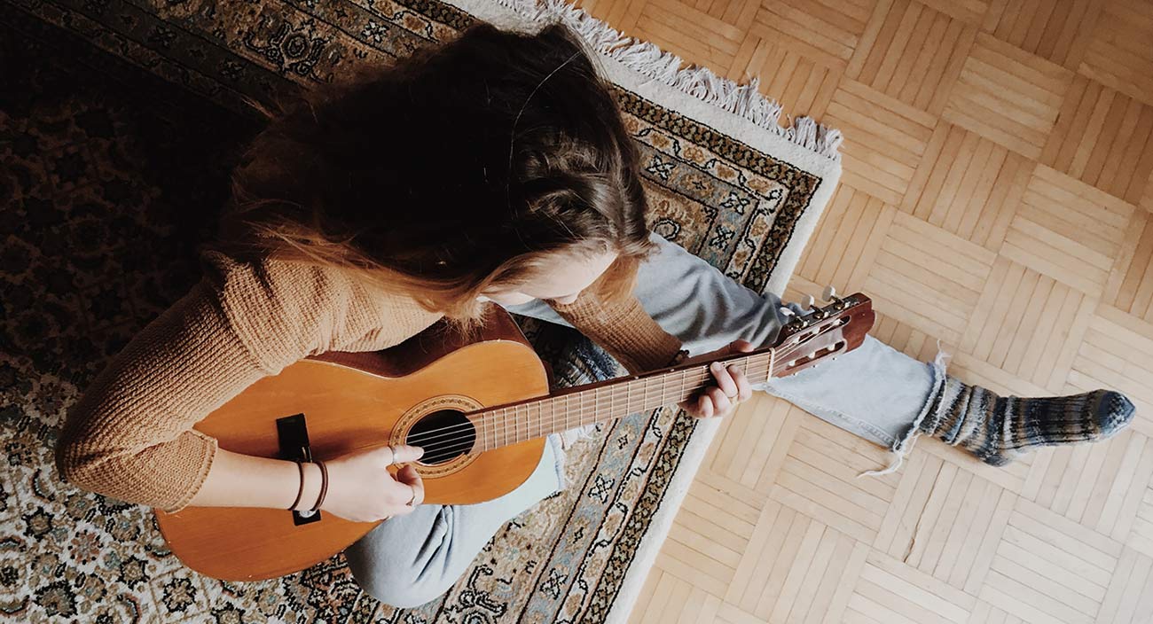 Apprendre la guitare (tout seul) ! - accompagné d'un DVD