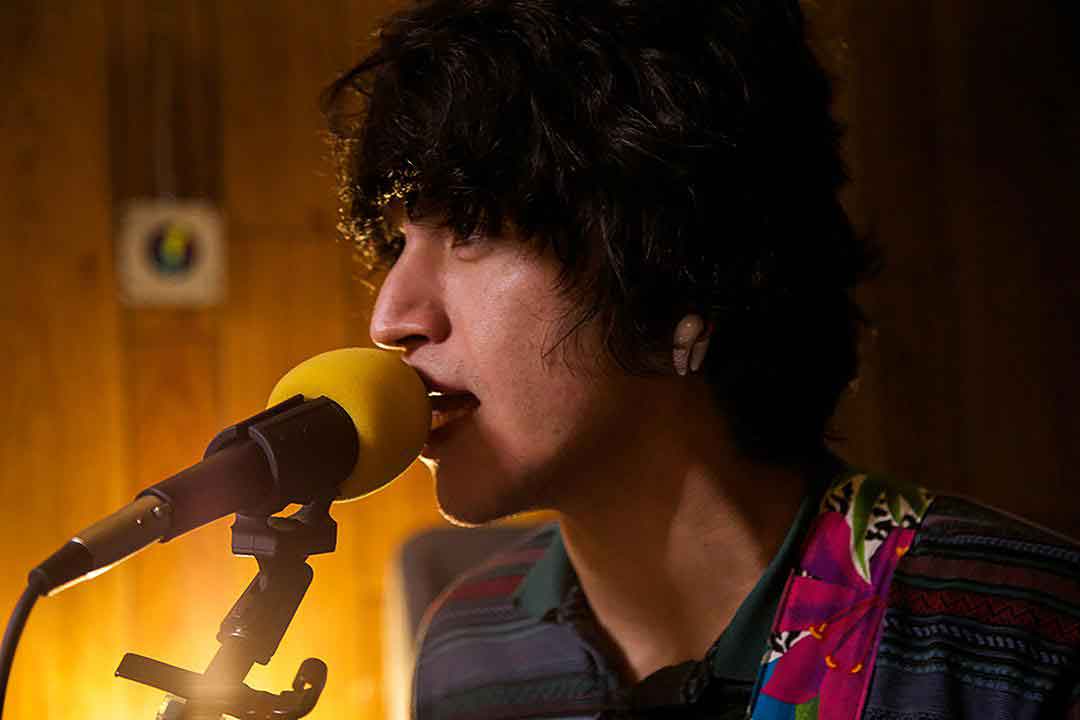 Photo-de-Rogelio-Gonzalez-d’un-homme-qui-chante.PH
