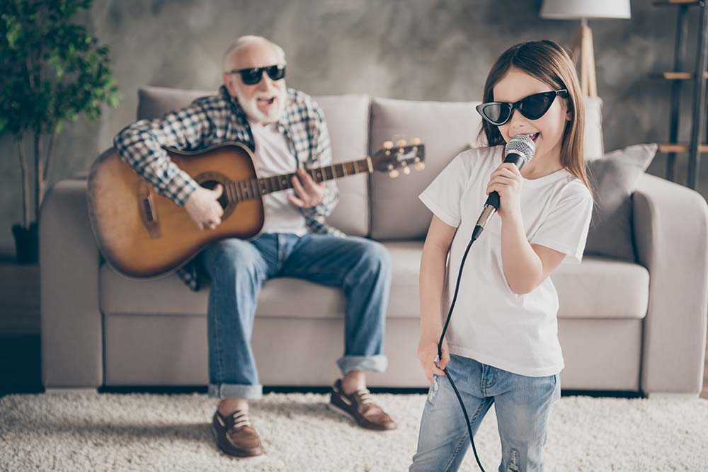 Chanter en famille ou entre amis 